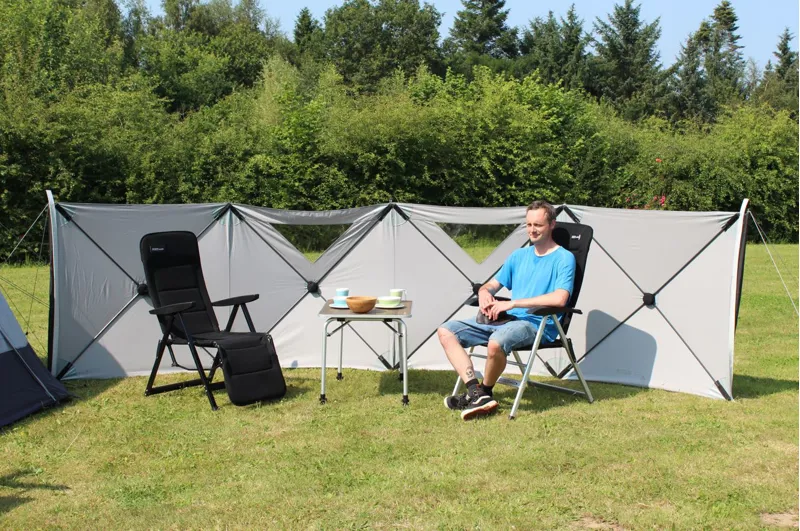 Outdoor Revolution Pronto PC 4 Panel Windbreak-2